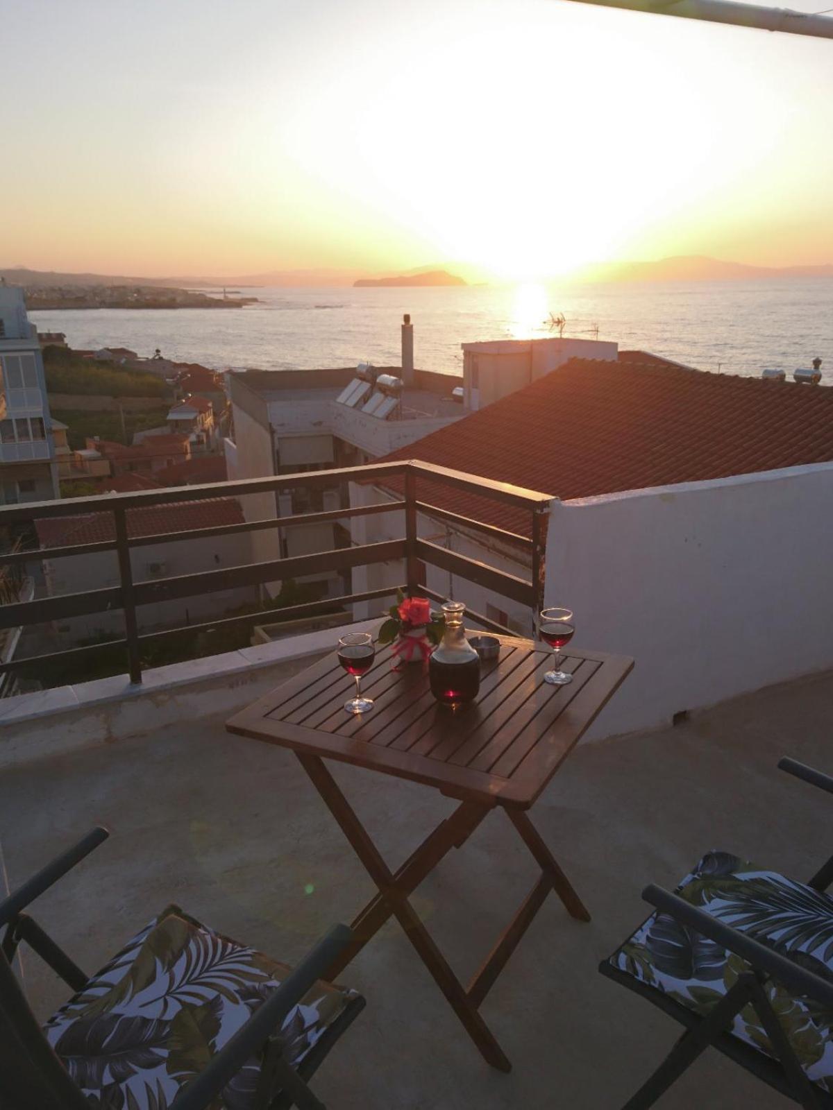 Sunny Family Apartment In Chania Close To The Sea Екстер'єр фото